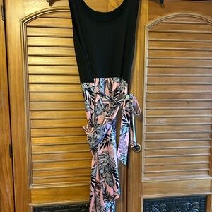 Black and Pink Leaf Print Dress